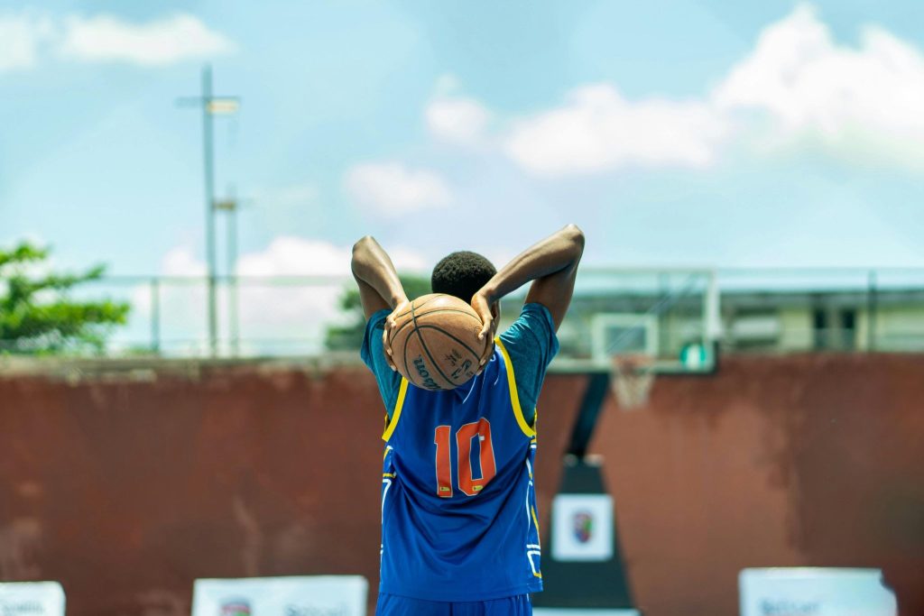 Les finales de basketball après lesquelles les clubs ont commencé à regarder le banc autrement