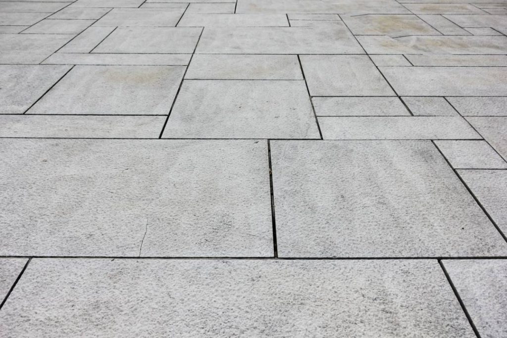 carrelage extérieur imitation bois ou pierre